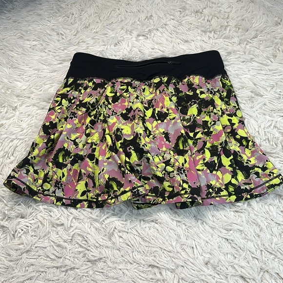 Lululemon Pace Rival Mid-Rise Skirt *Tall Inflected Highlight Yellow Multi Black - Picture 5 of 7